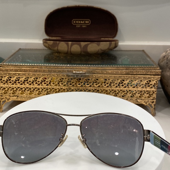 Coach - Kristina Sunglasses - Frames EUC, Lenses Poor, Beach/Rx Opp - Coach Case - Picture 16 of 17